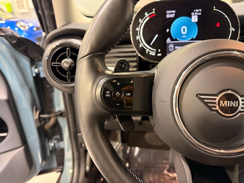 Thumbnail: 2023 MINI Cooper - 13