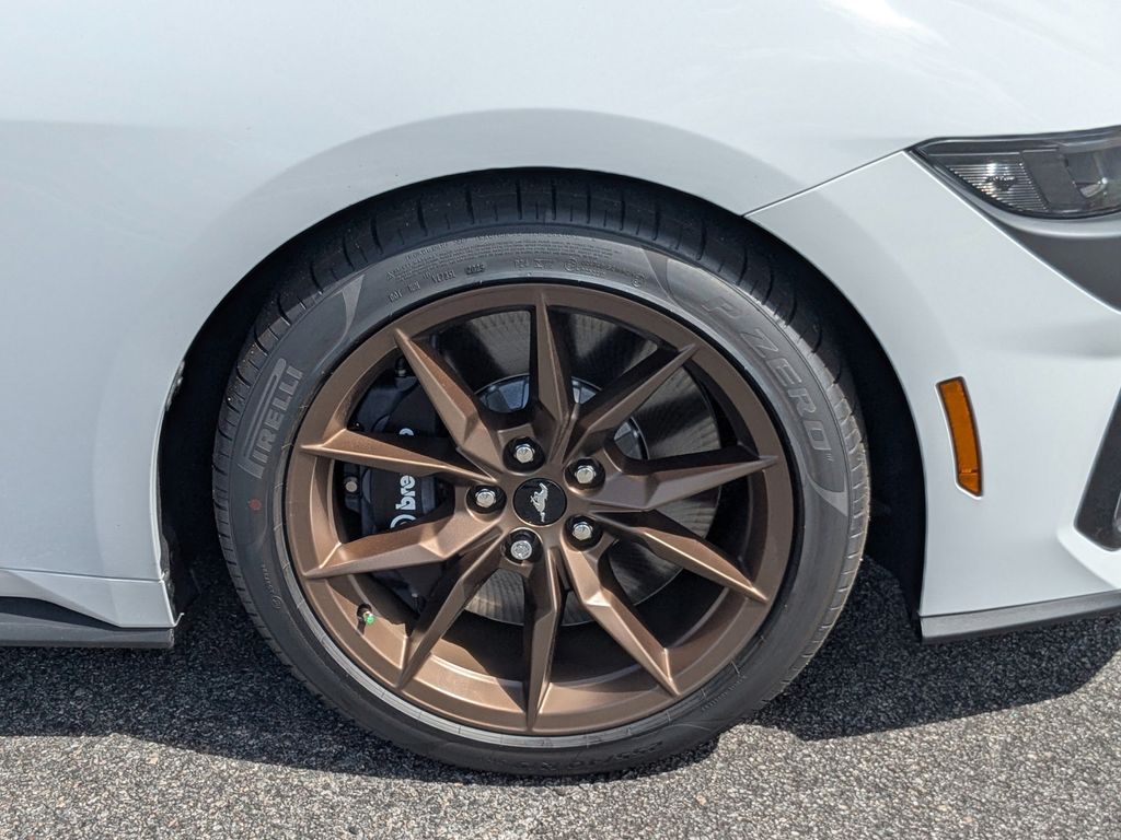 2025 Ford Mustang Dark Horse Fastback