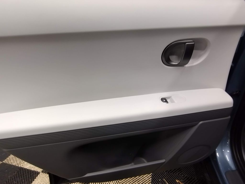 2026 Hyundai IONIQ 5 SE Standard Range