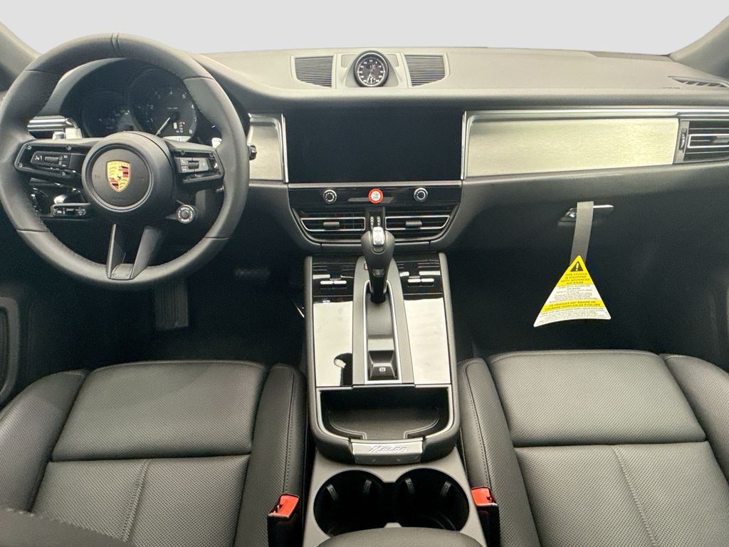 Thumbnail: 2026 Porsche Macan - 16