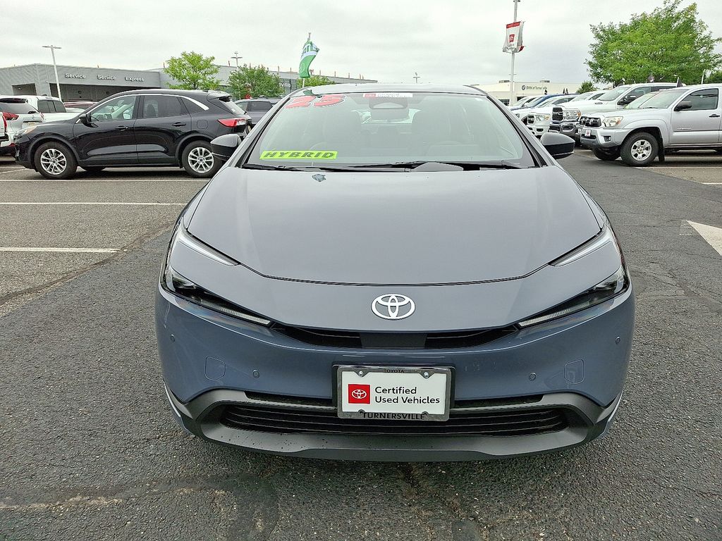 Thumbnail: 2025 Toyota Prius - 2