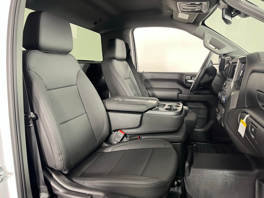 Thumbnail: 2026 Chevrolet Silverado 2500 - 14