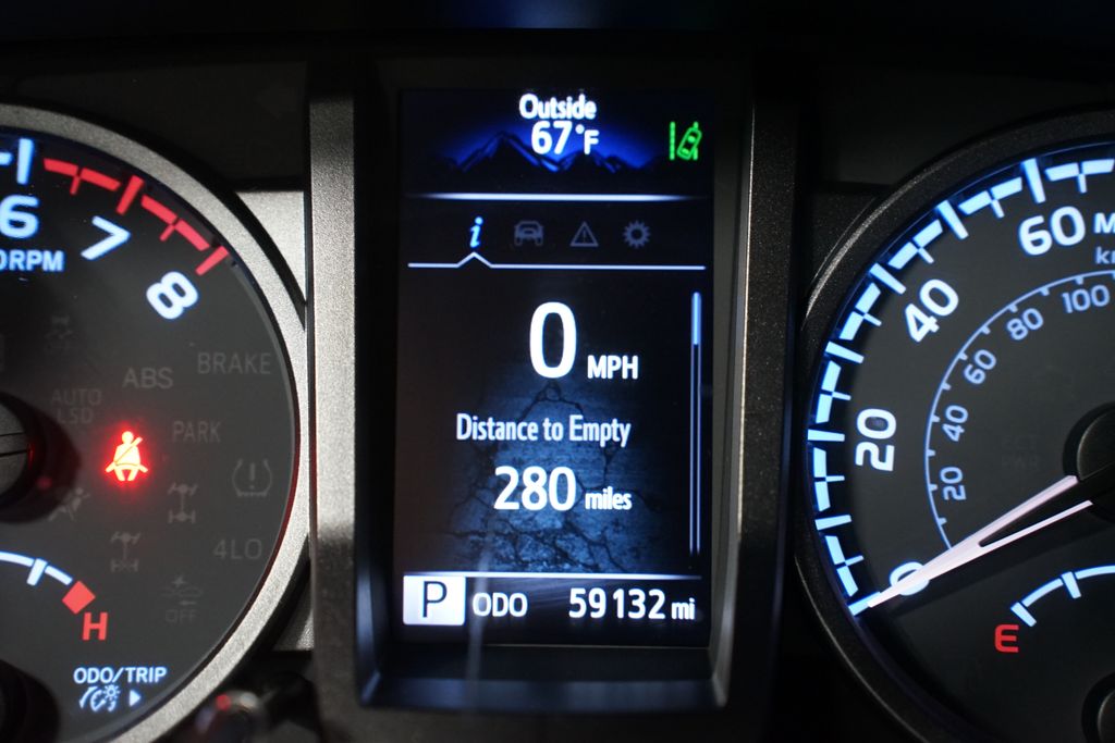 Thumbnail: 2023 Toyota Tacoma - 17