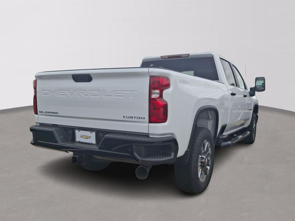 2025 Chevrolet Silverado 2500 Custom 4