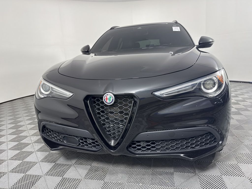Thumbnail: 2020 Alfa Romeo Stelvio - 2
