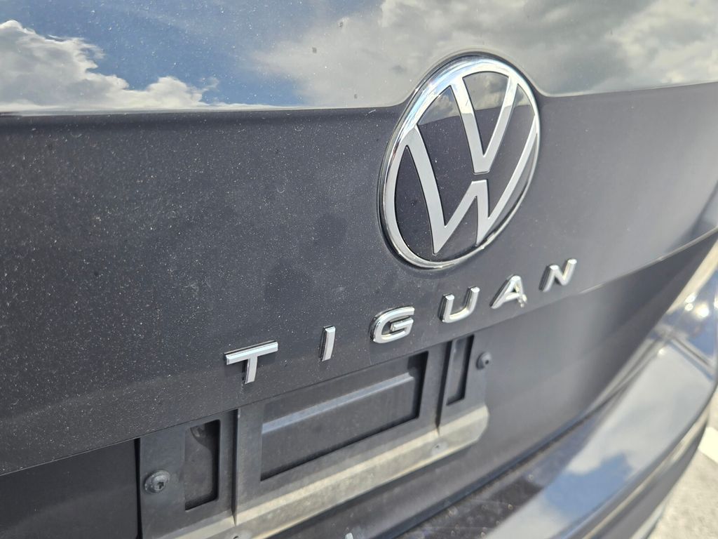 2023 Volkswagen Tiguan - $19,105