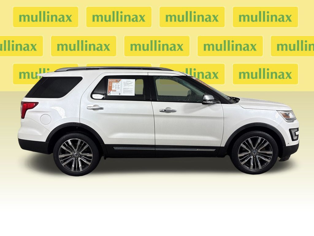 Used 2016 White Ford Platinum image 2