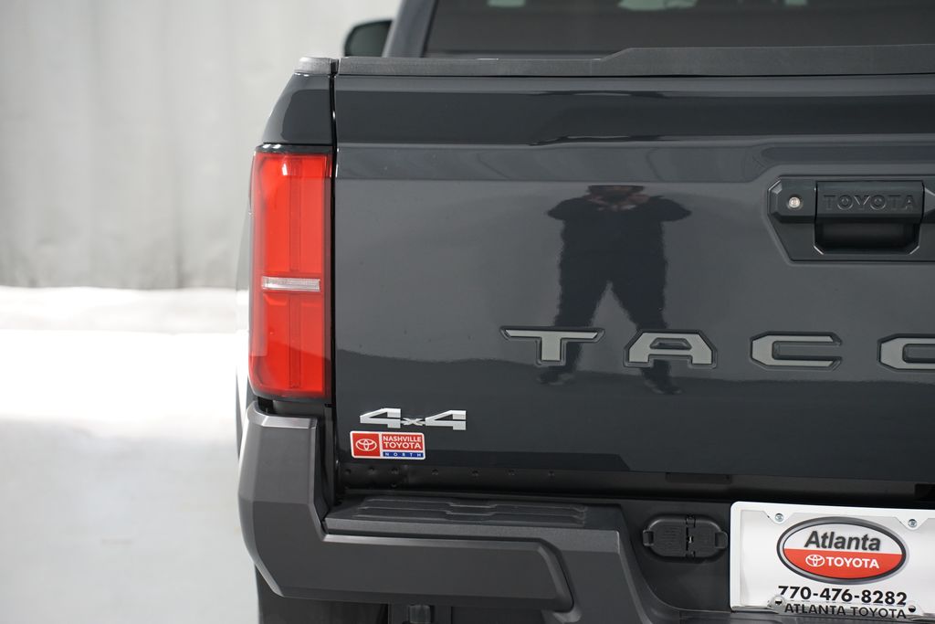 Thumbnail: 2024 Toyota Tacoma - 10