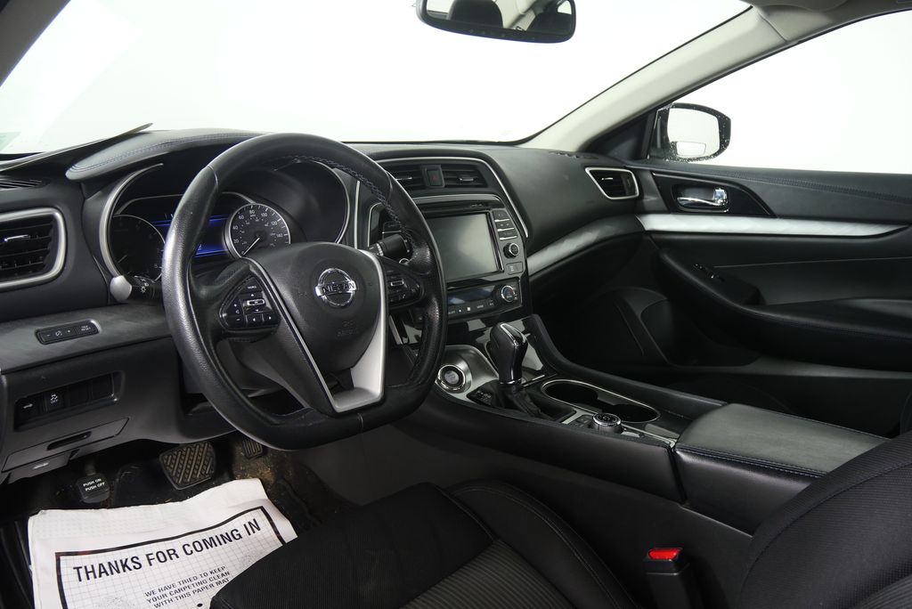 Thumbnail: 2016 Nissan Maxima - 12