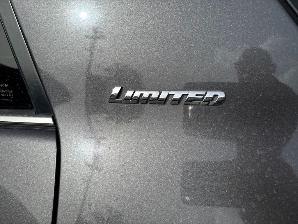 Thumbnail: 2023 Toyota 4Runner - 9
