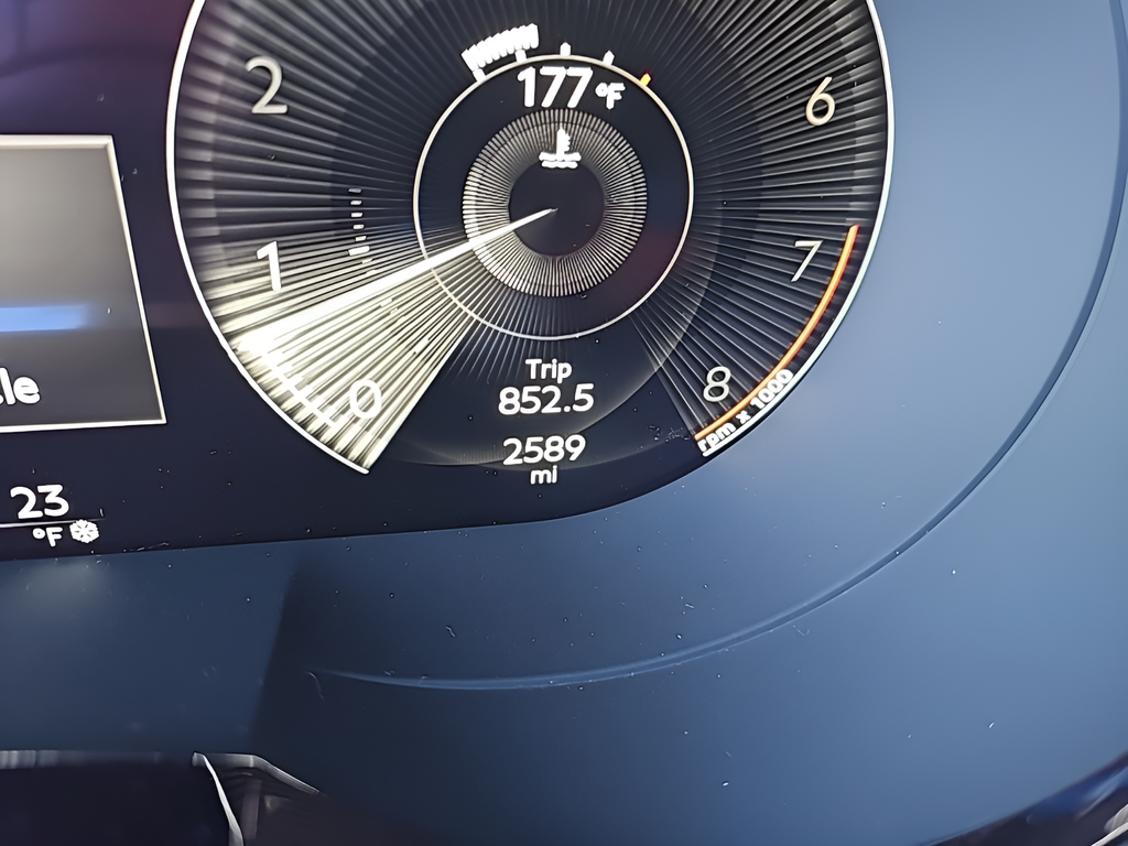 Used Bentley Bentayga 2022 thumbnail 24