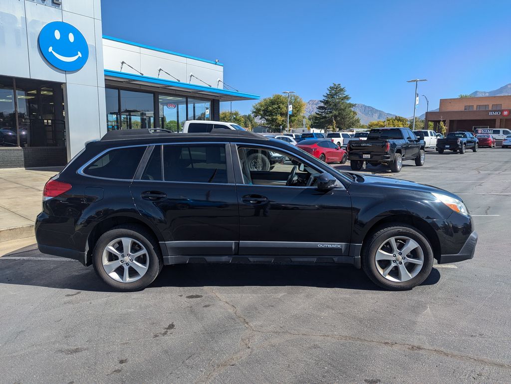 2014 Subaru Outback 2.5i Premium 2