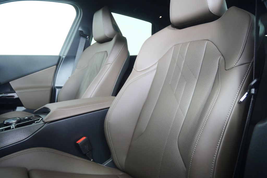 Thumbnail: 2026 BMW X3 - 12
