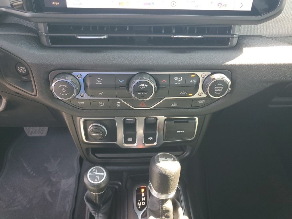 New Car 2025 Jeep Wrangler  For Sale Under $40,000 In Austin, Texas