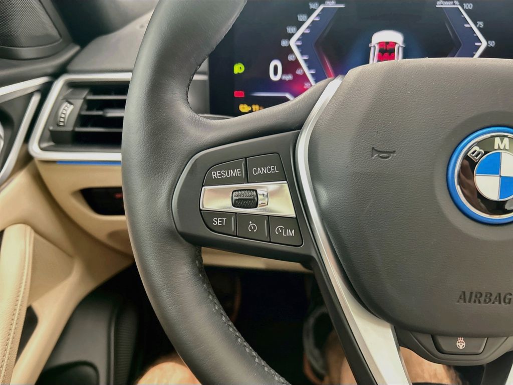 Thumbnail: 2023 BMW i4 - 11