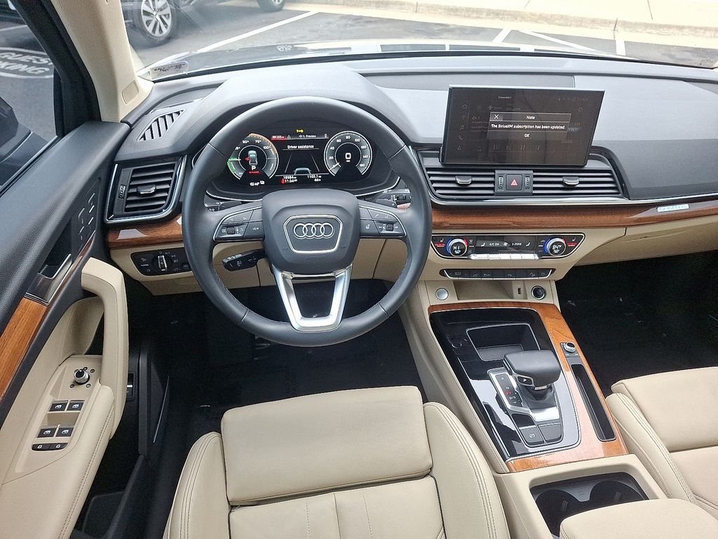 Thumbnail: 2023 Audi Q5 - 11