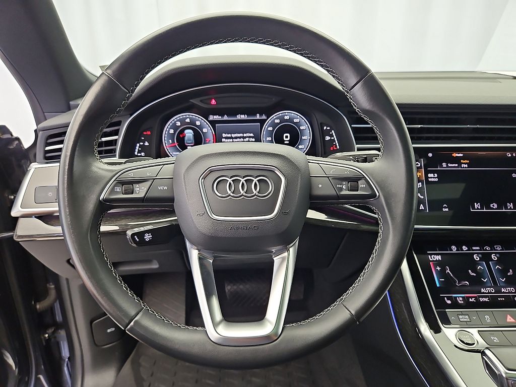 Thumbnail: 2021 Audi Q8 - 21