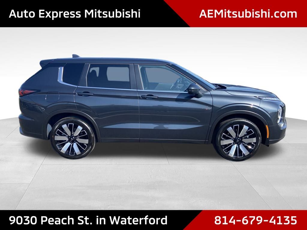 2026 Mitsubishi Outlander SEL - 7