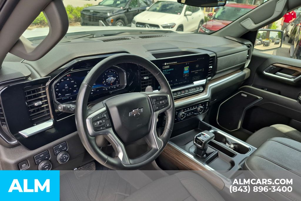 Used 2024 Summit White Chevrolet RST image 16