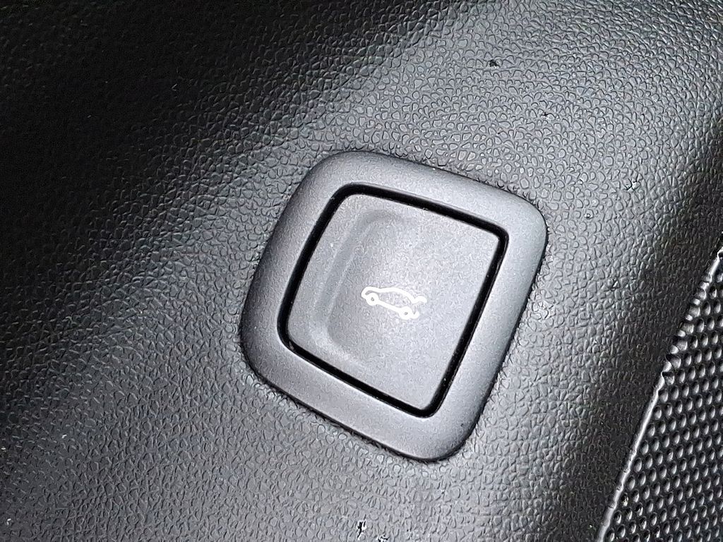 Thumbnail: 2023 Cadillac CT5 - 28