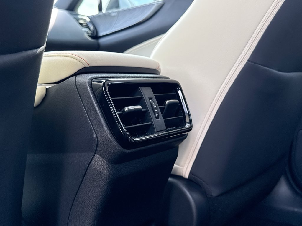2024 Lexus NX 350h Luxury White Pearl - Jim Hudson Acura - Image 34