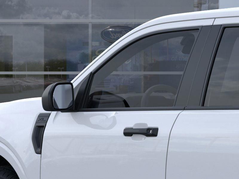 New 2026 Ford Maverick XL 4D Crew Cab