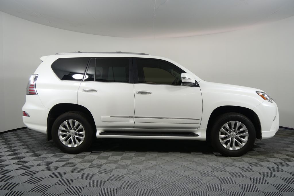 2017 Lexus GX 460 2
