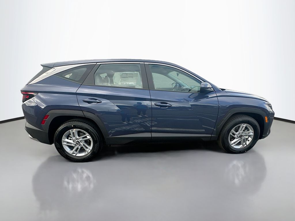 2025 Hyundai Tucson SE 4