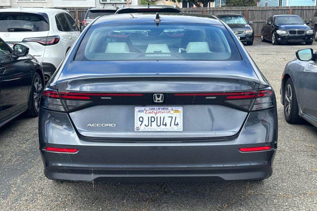 Used 2024 Meteorite Honda EX image 6