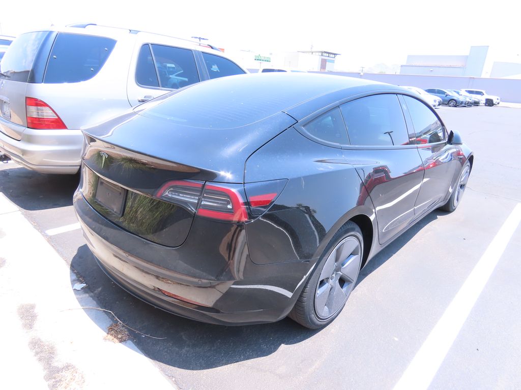 Thumbnail: 2021 Tesla Model 3 - 4