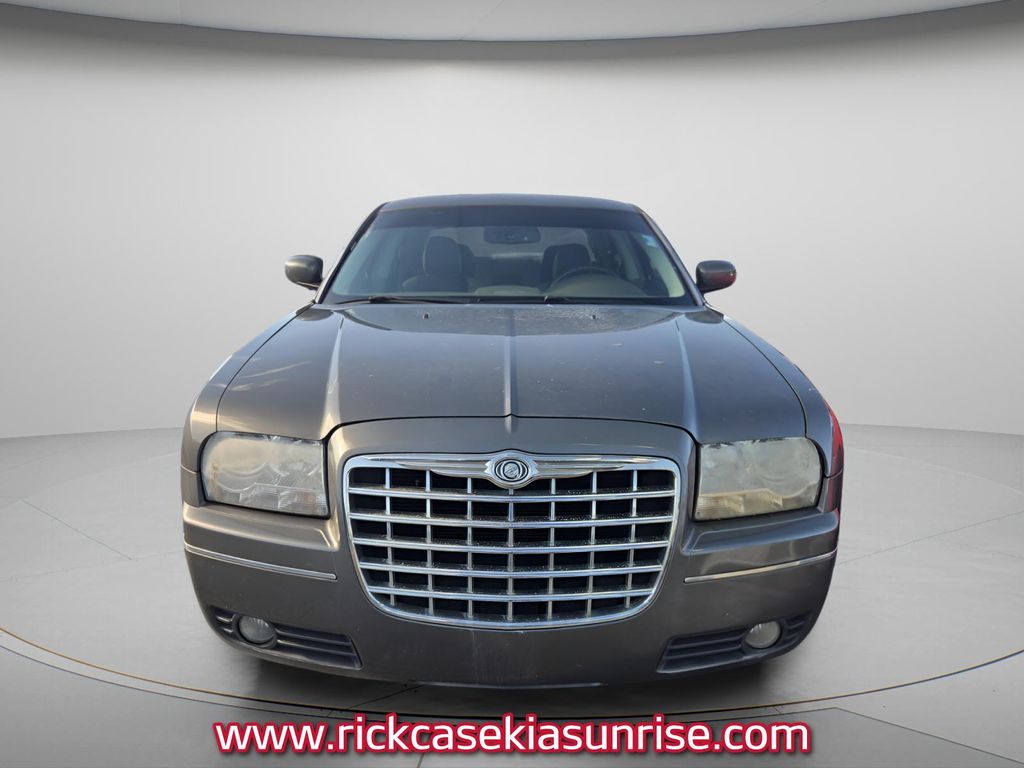 2008 Chrysler 300 - $3,420