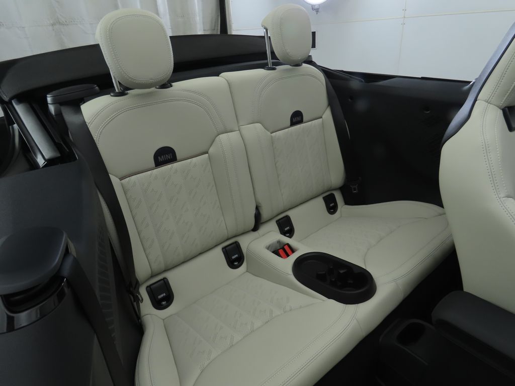 Thumbnail: 2026 MINI Cooper - 31