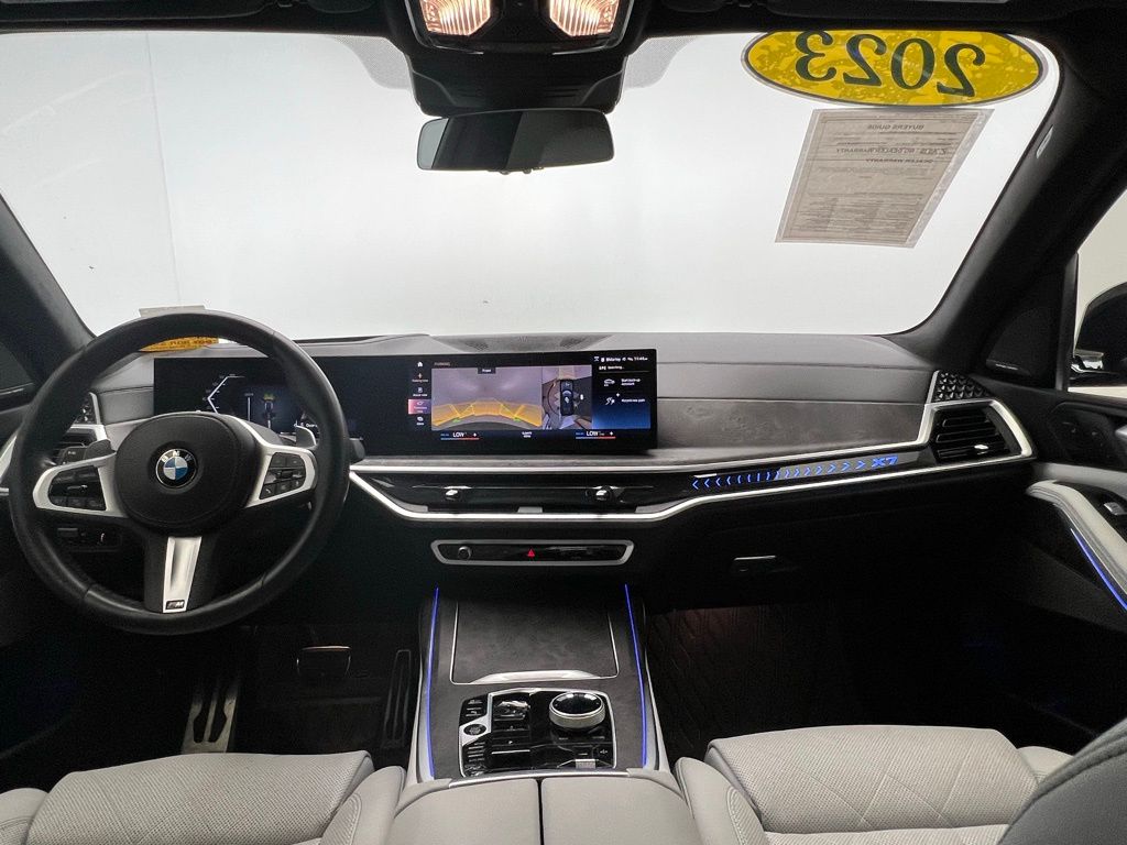 Thumbnail: 2023 BMW X7 - 12