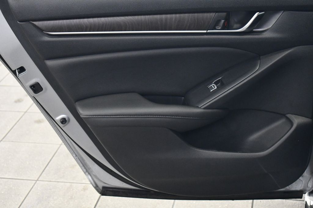 Thumbnail: 2020 Honda Accord - 26