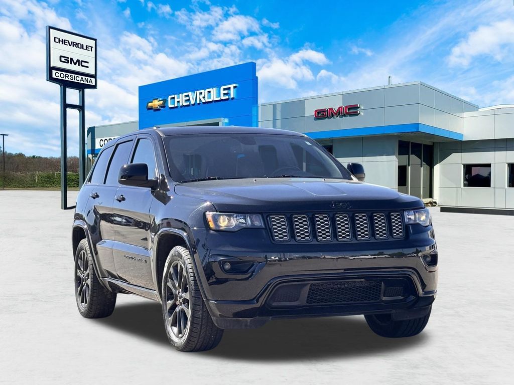 Used Car 2019 Jeep Grand Cherokee  Altitude For Sale Under $25,000 In Corsicana, Texas