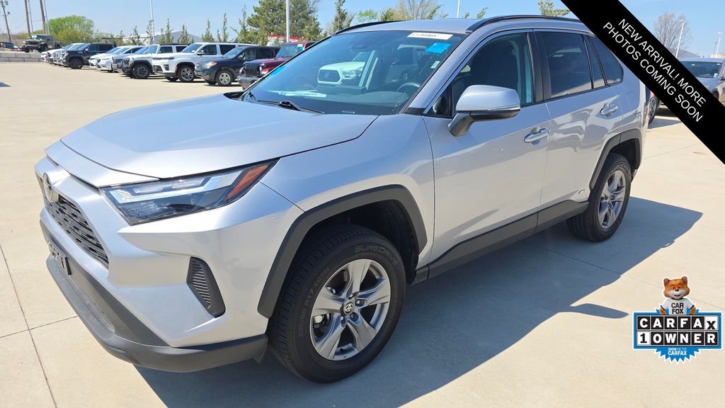 Silver Sky Metallic 2025 Toyota RAV4 Hybrid XLE AWD SUV / Crossover All-Wheel Drive Continuously Variable Transmission