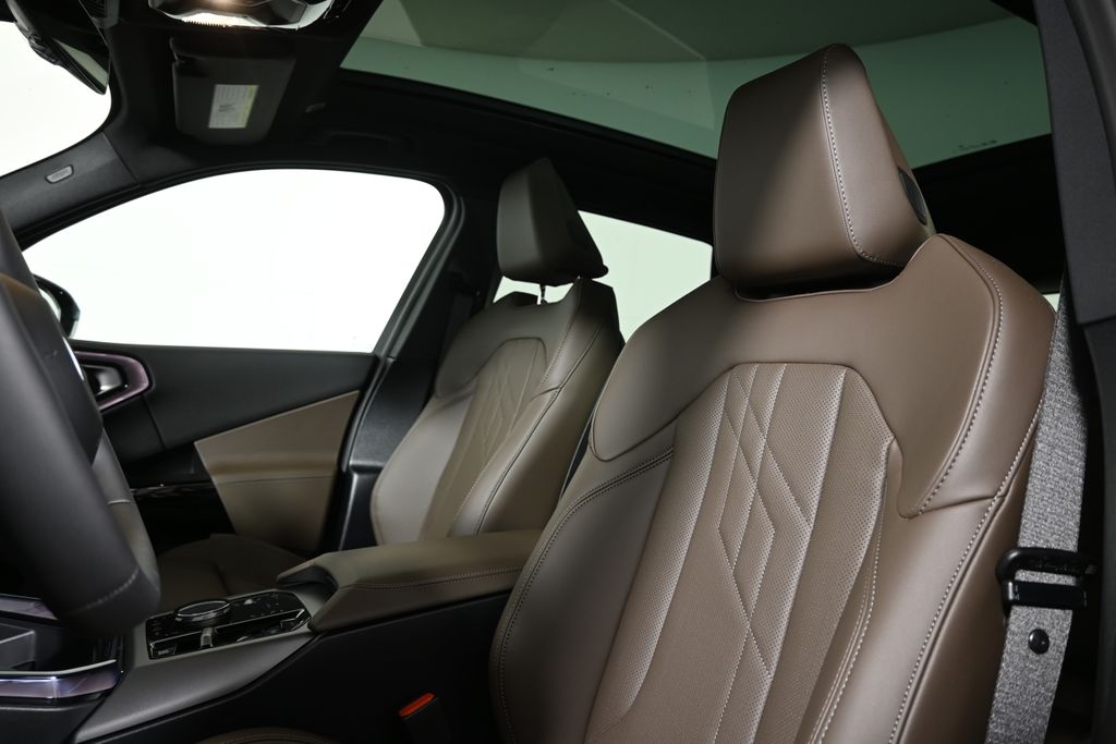 Thumbnail: 2026 BMW X3 - 15