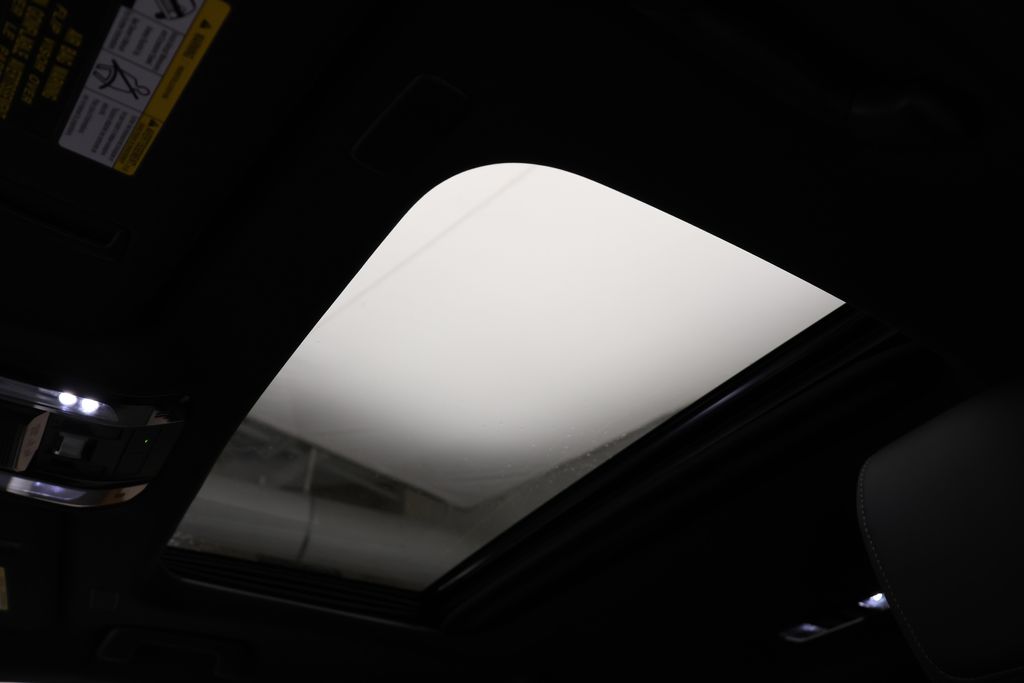 Thumbnail: 2024 Lexus GX - 14