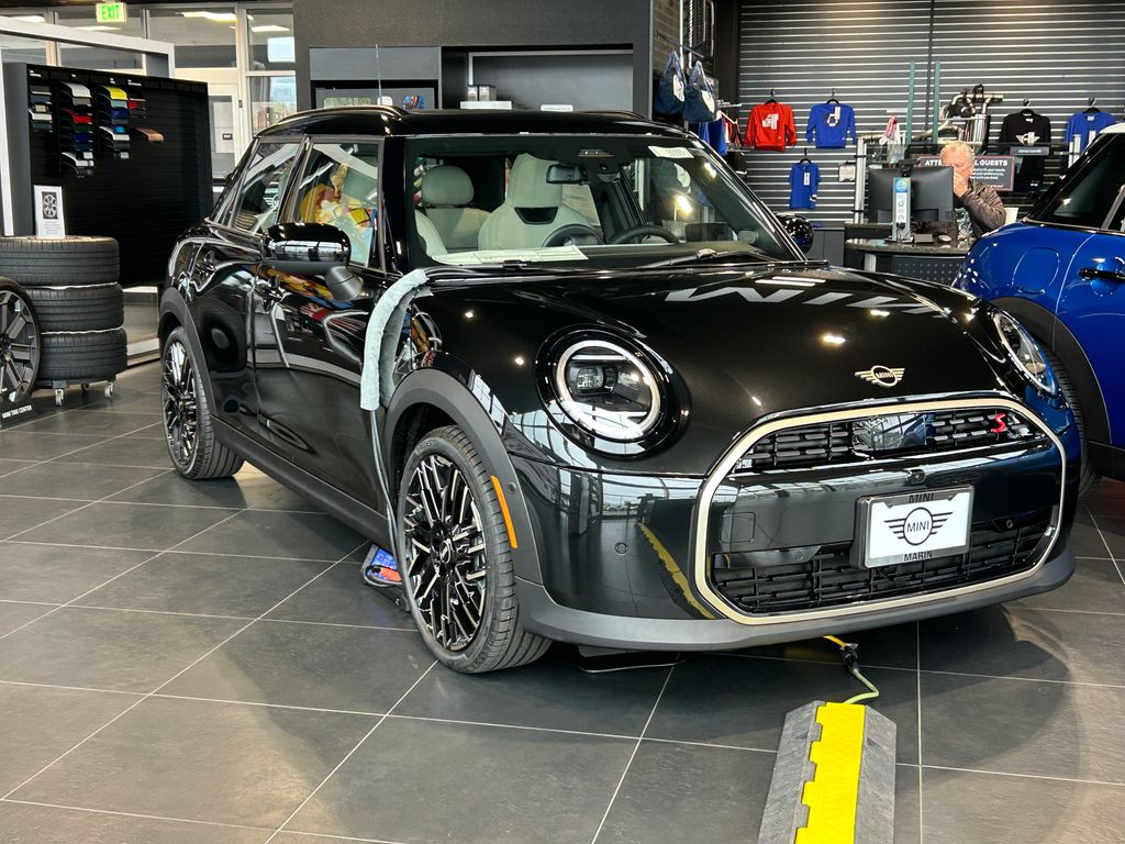 Thumbnail: 2026 MINI Cooper - 7