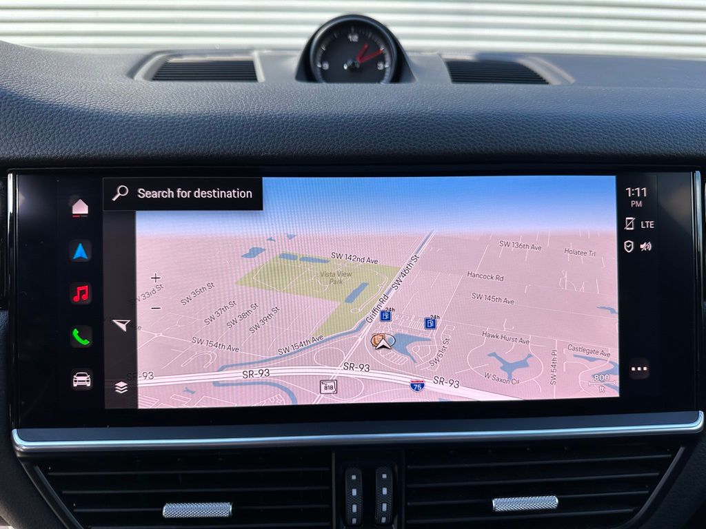 Thumbnail: 2022 Porsche Cayenne - 30