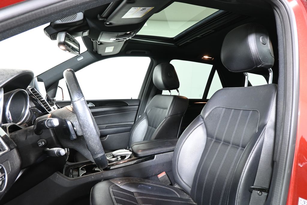 Thumbnail: 2016 Mercedes-Benz GLE - 5