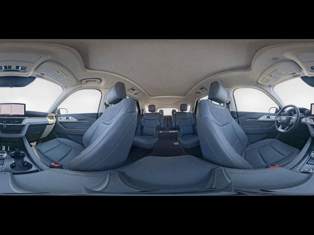 New 2026 Carbonized Gray Metallic Ford Active image 10
