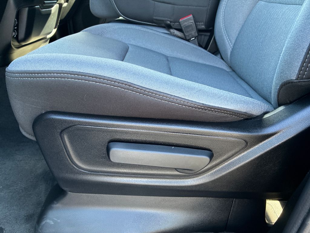 2024 Ram 1500 Big Horn/Lone Star - 11