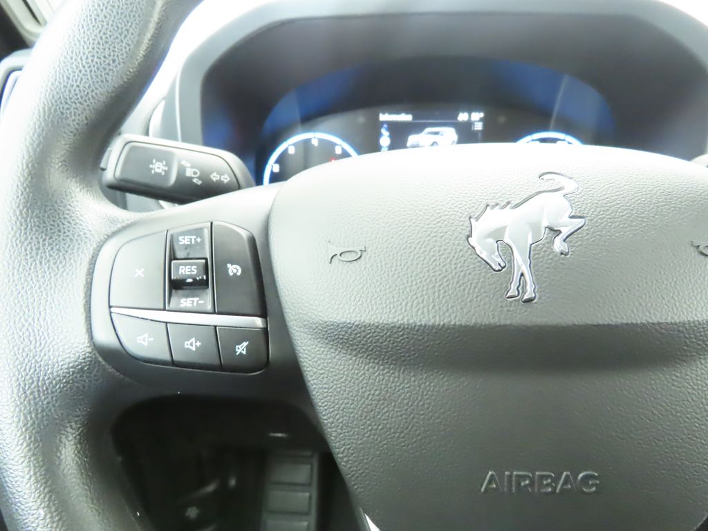 Thumbnail: 2021 Ford Bronco Sport - 11