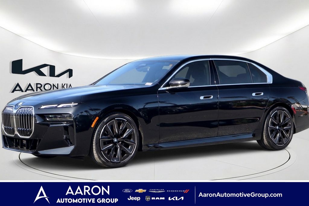 Black Sapphire Metallic 2026 BMW 7 Series Sedan Rear-Wheel Drive 8-Speed Automatic