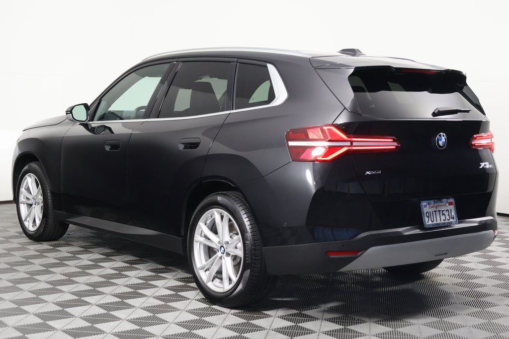 Thumbnail: 2025 BMW X3 - 6