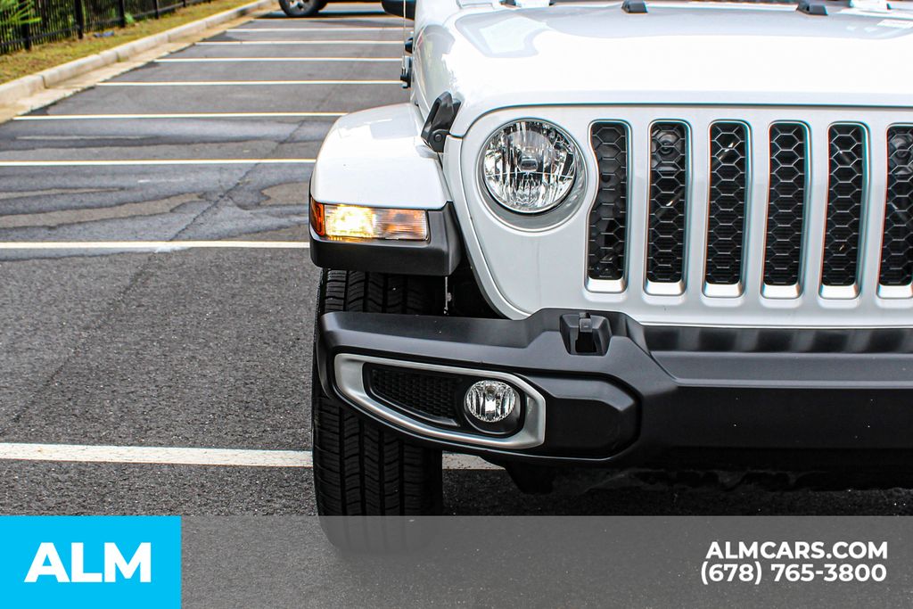 2023 Jeep Gladiator Overland photo 11