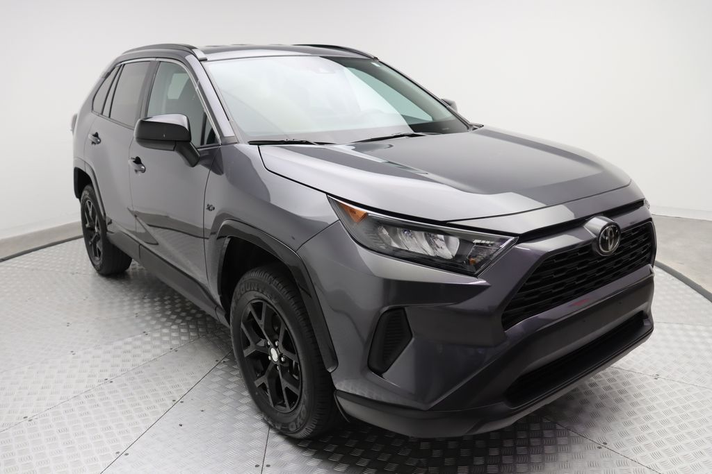 2021 Toyota RAV4 LE 6