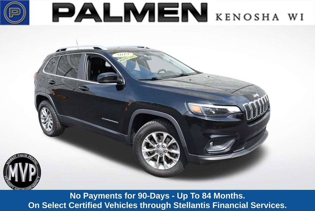 Diamond Black Crystal Pearlcoat 2019 Jeep Cherokee Latitude Plus 4WD SUV / Crossover Four-Wheel Drive 9-Speed Automatic