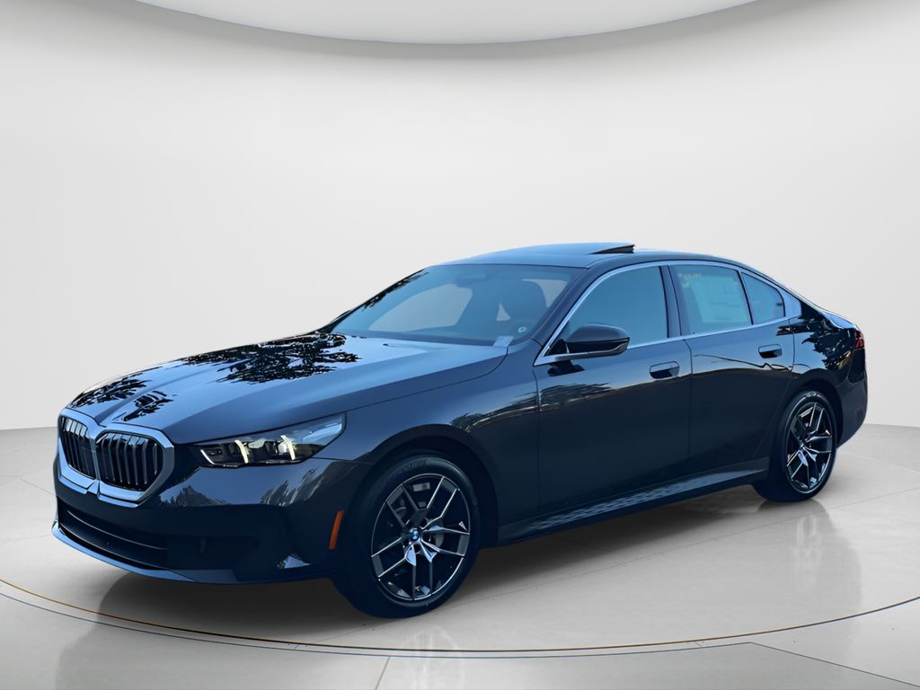 New 2026 Gray BMW 530i image 4